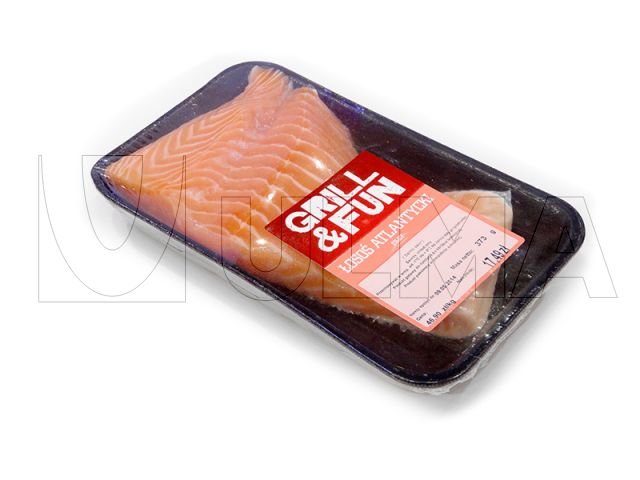 Enfajado de caja de poliestireno expandido con pescado fresco en film  retráctil polietileno de baja densidad (LDPE) — ULMA Packaging
